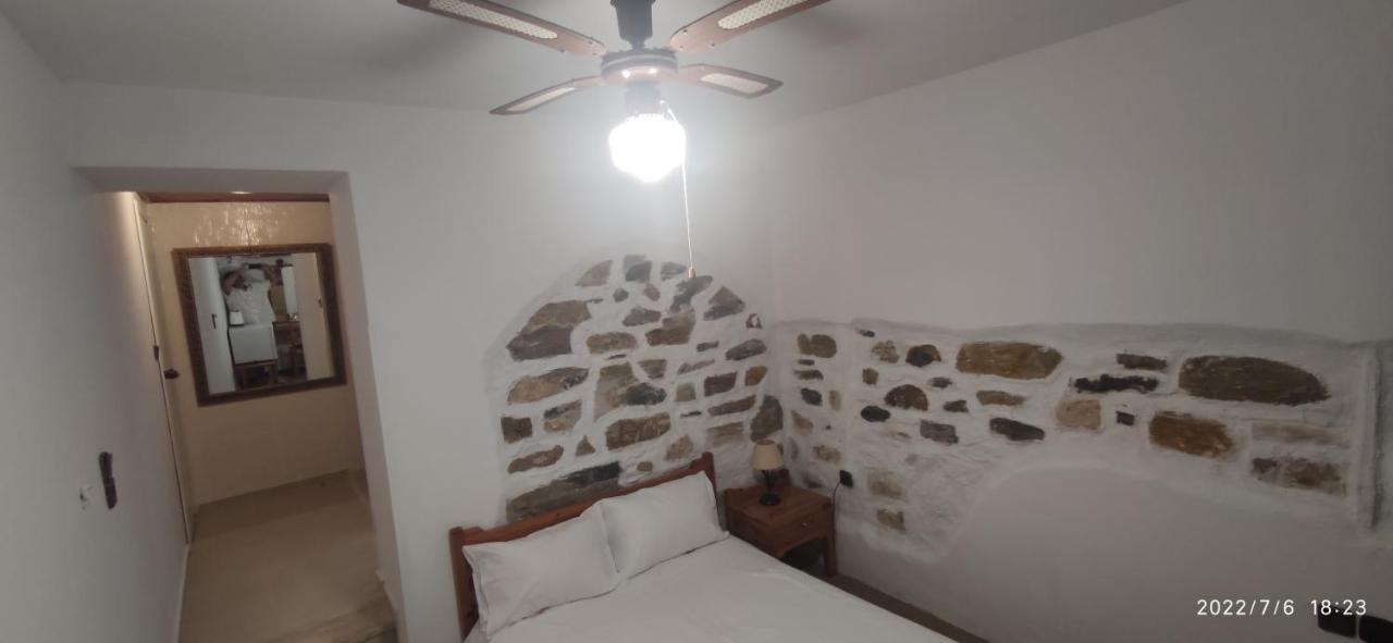 Odysseas Hotel Samos Екстериор снимка