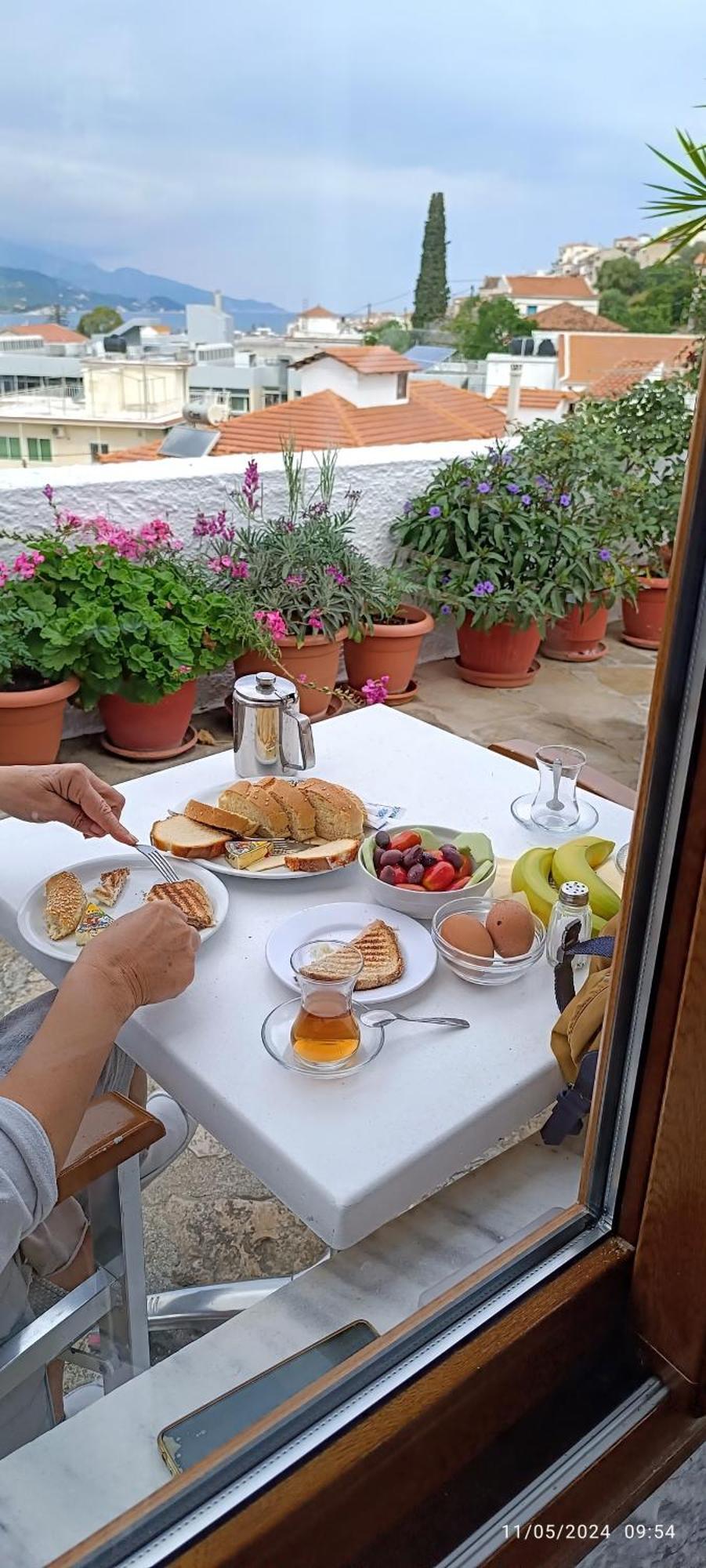 Odysseas Hotel Samos Екстериор снимка